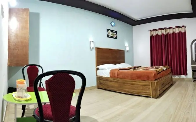 Standard Tek Büyük Yataklı Oda