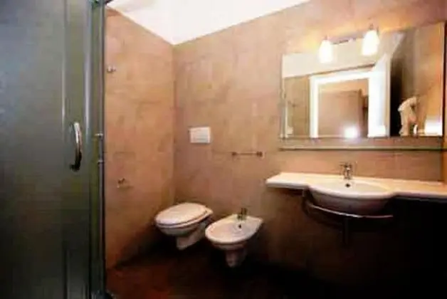 Superior Oda (Family)