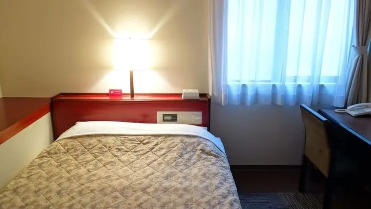 Tek Büyük Yataklı Oda, Sigara İçilmez
