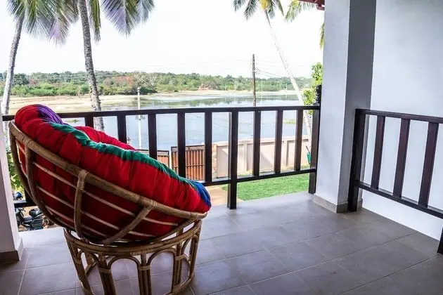 Deluxe Tek Büyük Yataklı Oda, Balkon, Deniz Manzaralı