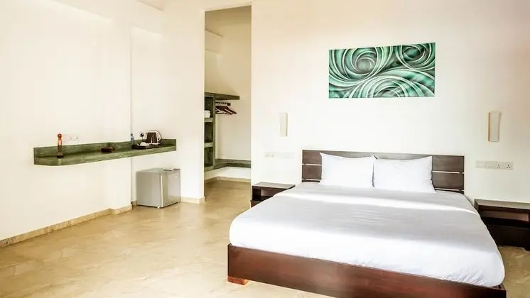 Deluxe Tek Büyük Yataklı Oda, Balkon, Deniz Manzaralı