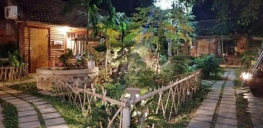 Comfort Üç Kişilik Oda, 1 Yatak Odası, Balkon, Bahçe Manzaralı