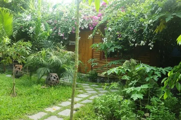 Comfort Üç Kişilik Oda, 1 Yatak Odası, Balkon, Bahçe Manzaralı