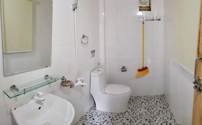 Comfort Üç Kişilik Oda, 1 Yatak Odası, Balkon, Bahçe Manzaralı