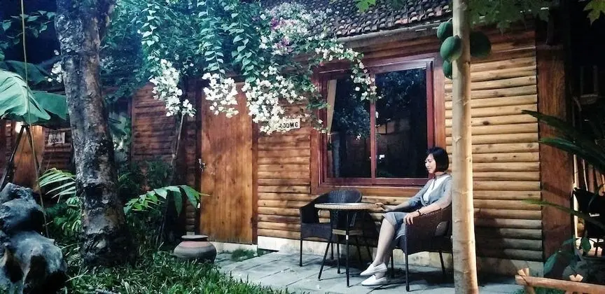 Comfort Üç Kişilik Oda, 1 Yatak Odası, Balkon, Bahçe Manzaralı