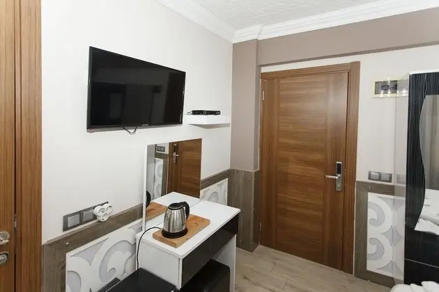 Standard Tek Büyük veya İki Ayrı Yataklı Oda