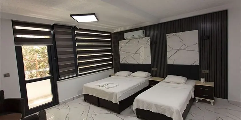 Triple Suite Oda