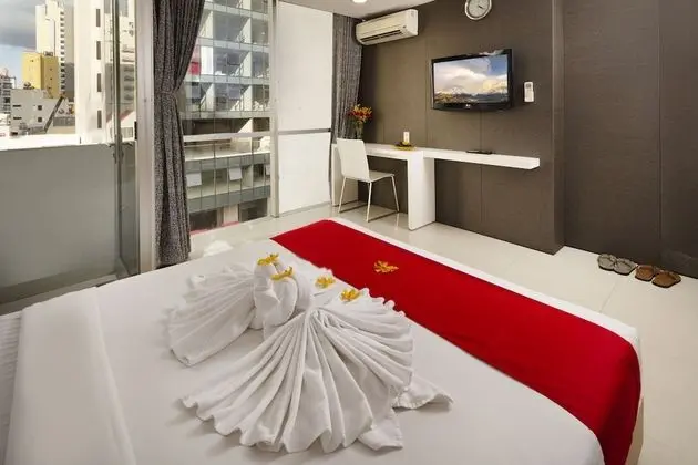 Deluxe Tek Büyük Yataklı Oda