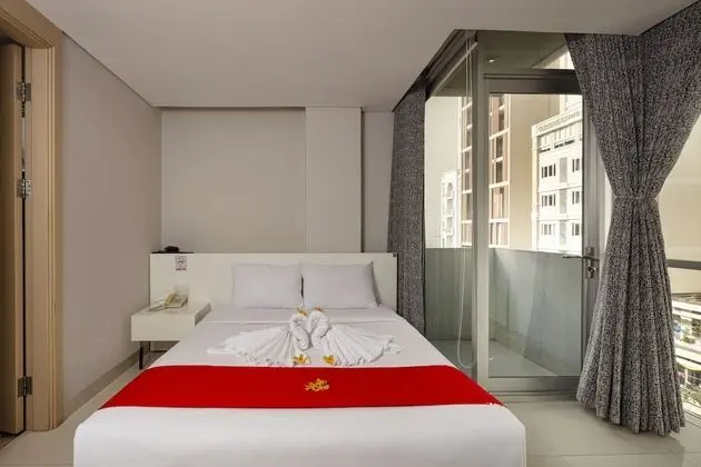 Deluxe Tek Büyük Yataklı Oda