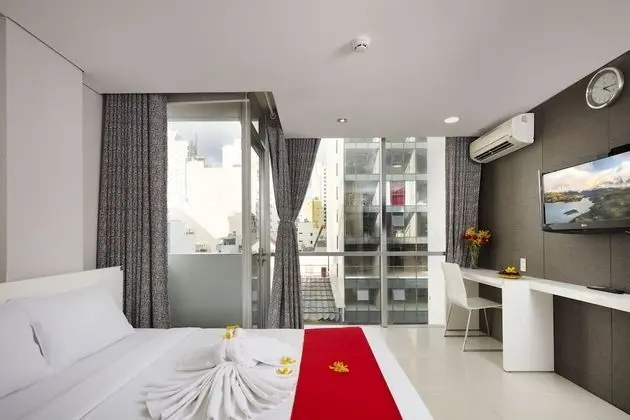 Deluxe Tek Büyük Yataklı Oda