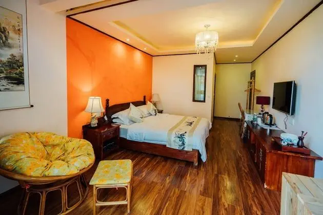 Premier Tek Büyük Yataklı Oda, 1 Yatak Odası, Balkon, Dağ Manzaralı