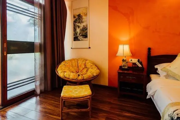 Premier Tek Büyük Yataklı Oda, 1 Yatak Odası, Balkon, Dağ Manzaralı