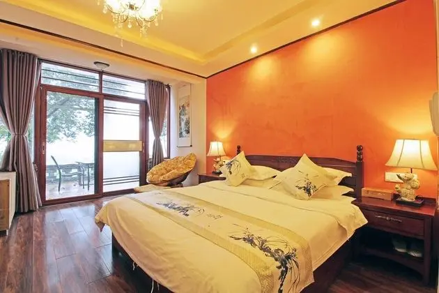 Premier Tek Büyük Yataklı Oda, 1 Yatak Odası, Balkon, Dağ Manzaralı