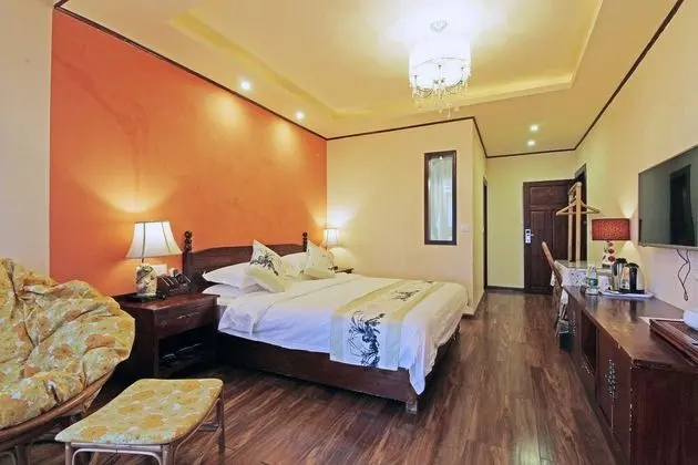 Premier Tek Büyük Yataklı Oda, 1 Yatak Odası, Balkon, Dağ Manzaralı