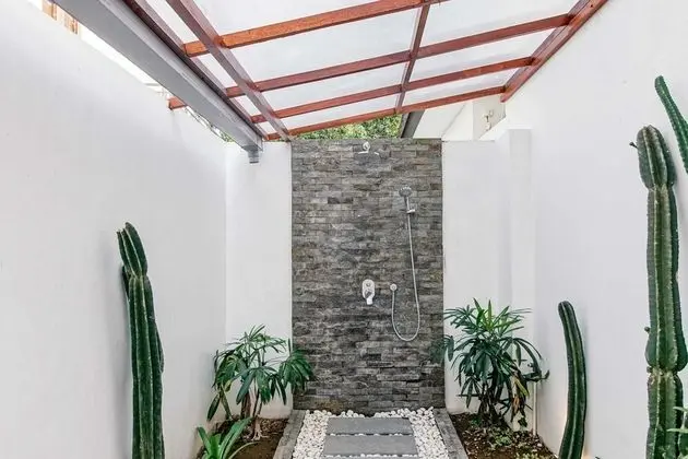 Basic Villa, Birden Çok Yatak