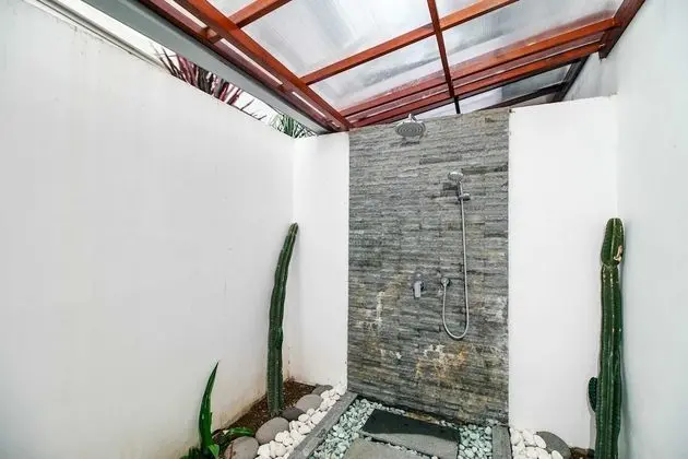 Basic Villa, Birden Çok Yatak
