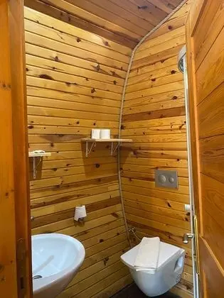Green Natural Deluxe Bungalow
