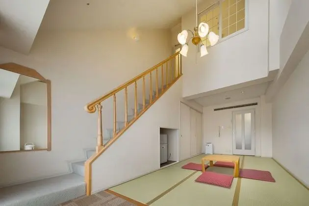 Oda (Maisonette)