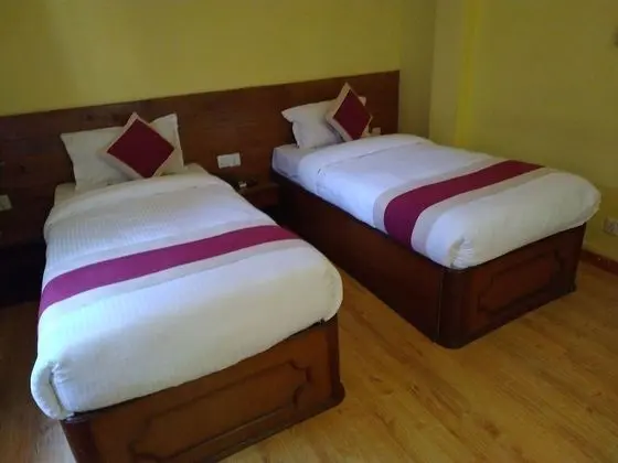 Deluxe Tek Büyük veya İki Ayrı Yataklı Oda