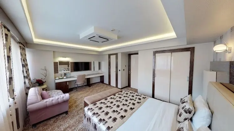 Connected Family Room