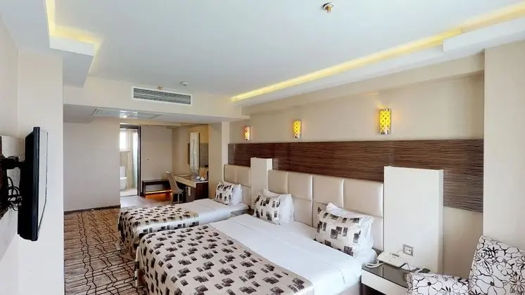 Connected Family Room
