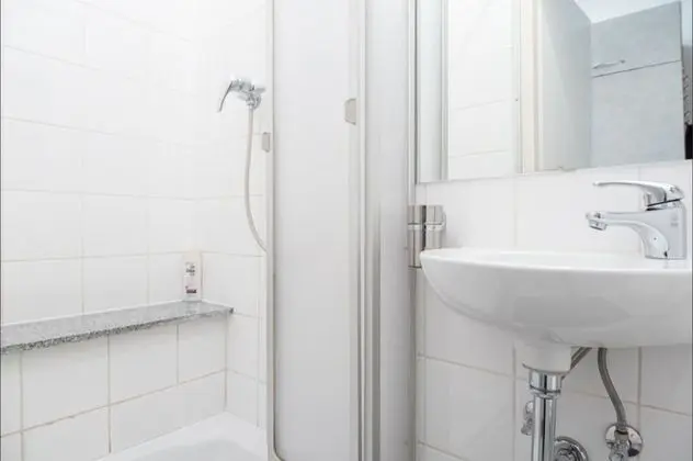 Apartment Top 23 (incl. EUR60 Cleaning, Towel+Linen Fee)