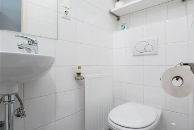 Apartment Top 23 (incl. EUR60 Cleaning, Towel+Linen Fee)