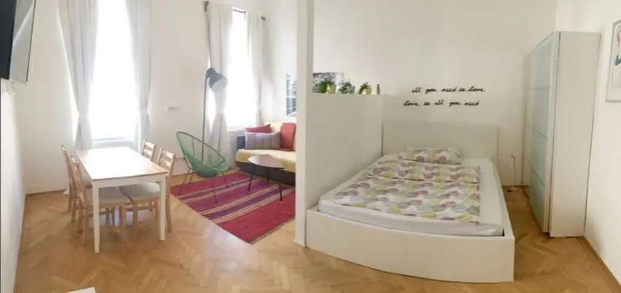 Apartment Top 25 (incl. EUR60 Cleaning, Towel+Linen Fee)