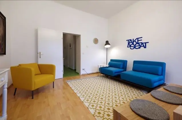 Apartment Top 38 (incl. EUR60 Cleaning, Towel+Linen Fee)
