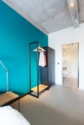 Design Çatı Katı (Loft), 1 En Büyük (King) Boy Yatak, Küçük Mutfak