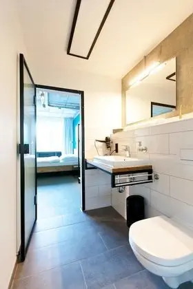 Design Çatı Katı (Loft), 1 En Büyük (King) Boy Yatak, Küçük Mutfak