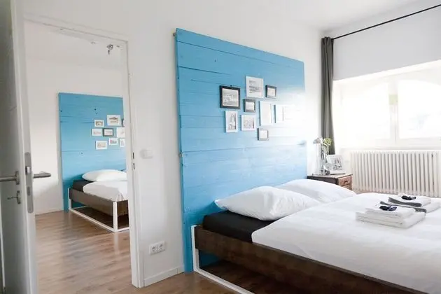 Basic Tek Büyük Yataklı Oda, 2 Yatak Odası, Bağlantılı Odalar (Shared Bathroom)