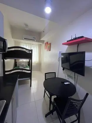 Classic Stüdyo, Şehir Manzaralı