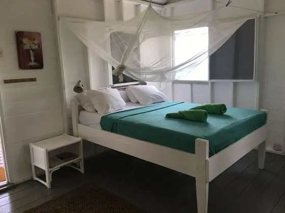Kır Evi, 1 Büyük (Queen) Boy Yatak, Okyanus Manzaralı