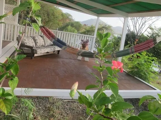 Kır Evi, 1 Büyük (Queen) Boy Yatak, Okyanus Manzaralı