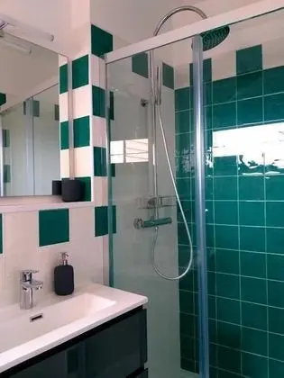 Superior Tek Büyük Yataklı Oda, Banyolu/Duşlu