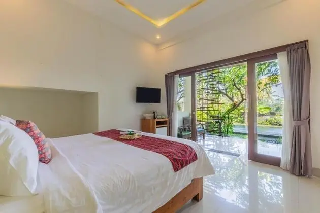 Deluxe Tek Büyük Yataklı Oda, Bahçe Manzaralı