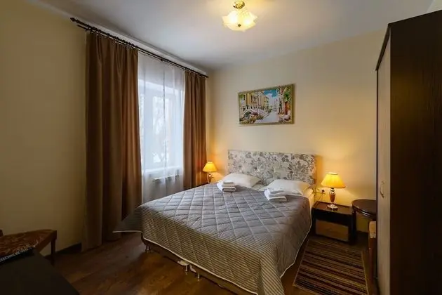 Standard Tek Büyük Yataklı Oda