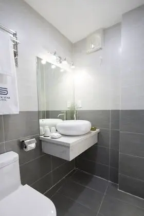 Standard Tek Büyük Yataklı Oda, Şehir Manzaralı