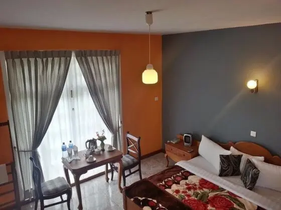 Deluxe Tek Büyük Yataklı Oda, 1 En Büyük (King) Boy Yatak, Sigara İçilmez, Dağ Manzaralı
