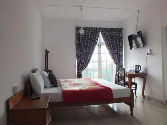 Deluxe Tek Büyük Yataklı Oda, 1 En Büyük (King) Boy Yatak, Sigara İçilmez, Dağ Manzaralı