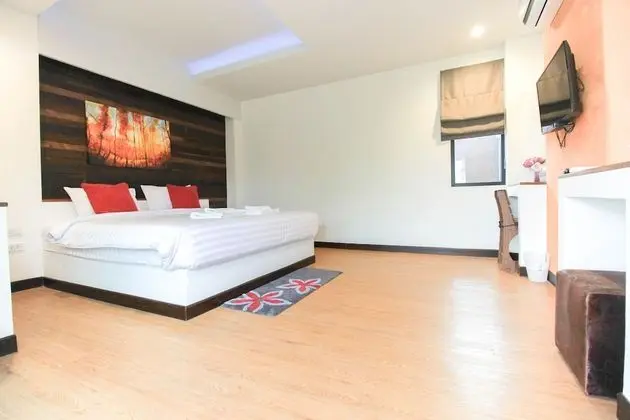 Poolside Room