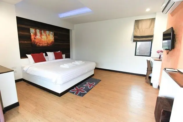 Poolside Room