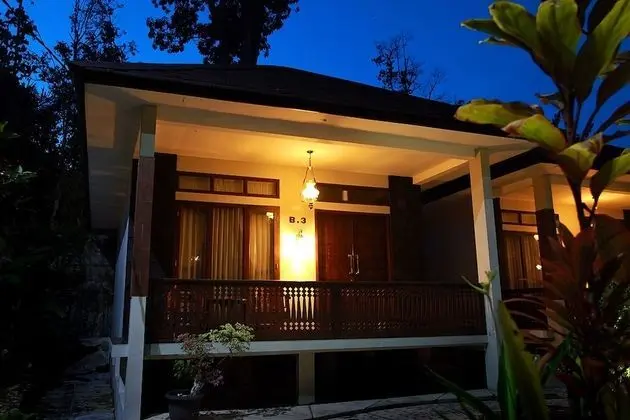 Boutique Room