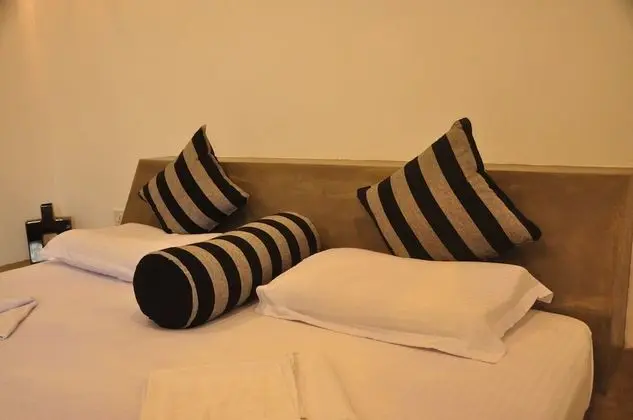 Deluxe Tek Büyük Yataklı Oda, 1 En Büyük (King) Boy Yatak, Özel Banyo, Bahçe Manzaralı