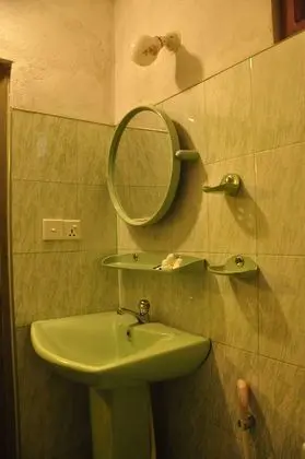 Standard Üç Kişilik Oda, 1 Yatak Odası, Özel Banyo, Bahçe Manzaralı