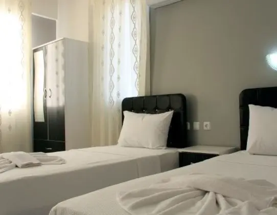 Standart Oda Balkonlu, Bahçe Manzaralı