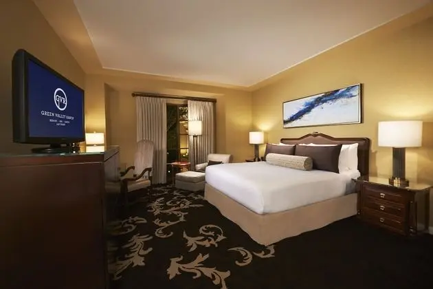 Deluxe Oda (Bed Type Assigned at Check-in)