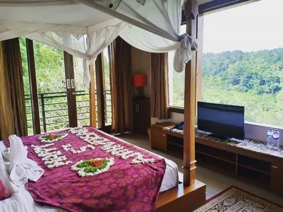 Villa, 3 Yatak Odası, Sigara İçilmez, Havuz Manzaralı