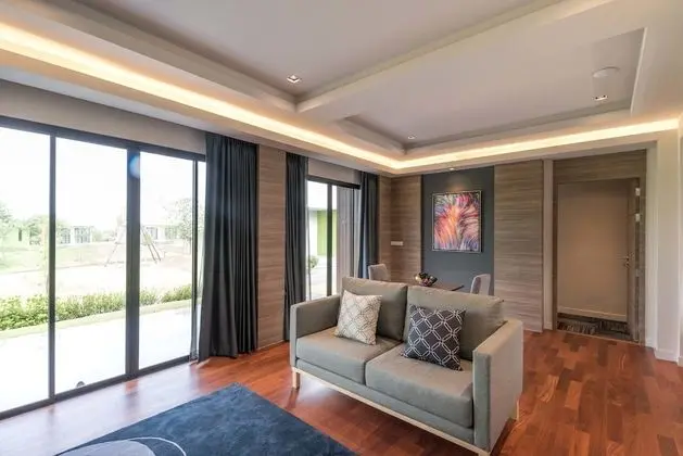 Luxury Lagoon Villa